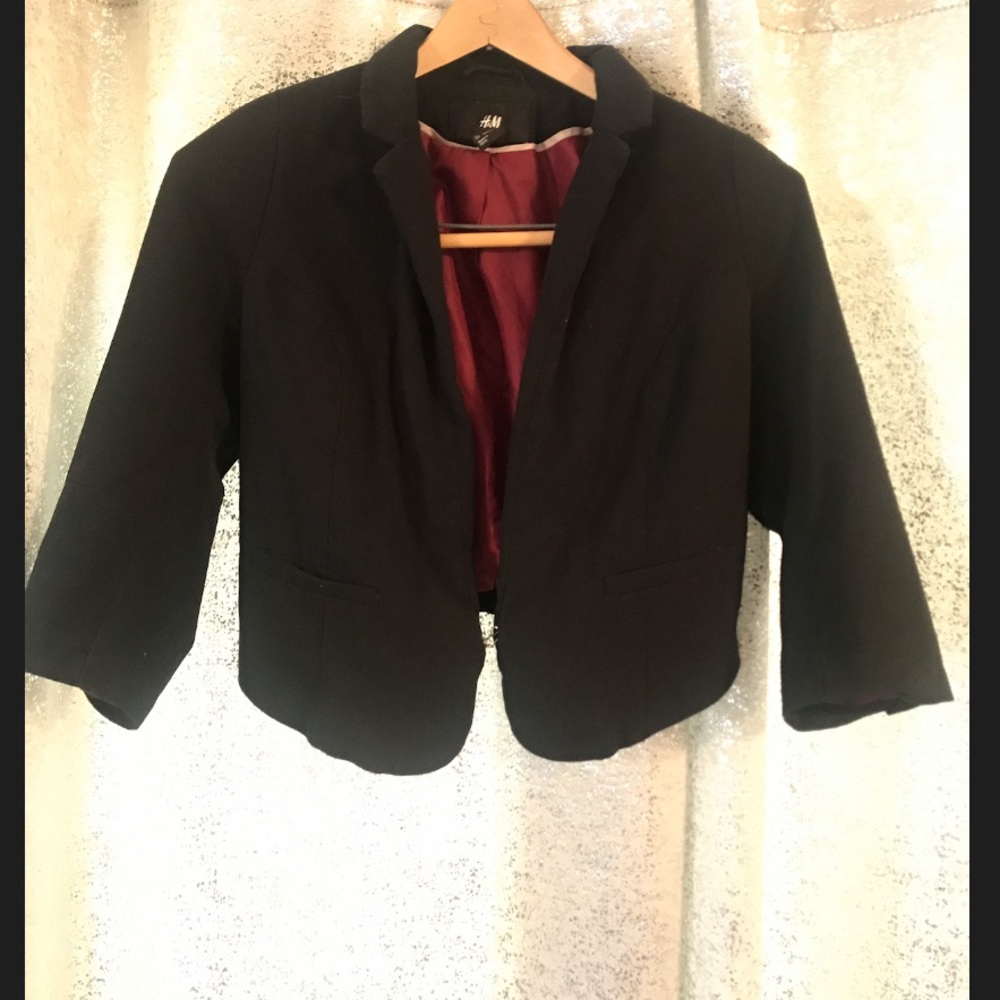 H & M crop blazer